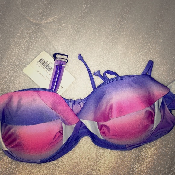 Bikini top ( only ) NWT - Picture 2 of 6